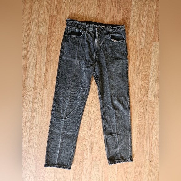 Men's black 505 Levis - Picture 2 of 7